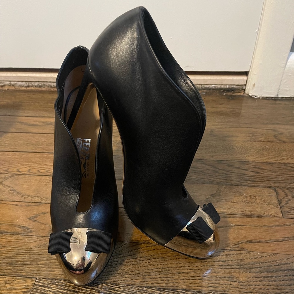 Beautiful Bow boot style Ferragamo heels,.